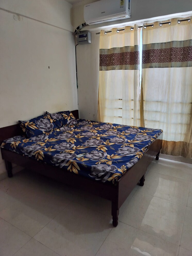 Bedroom, signature-the-serenas 2 Bedroom 724 Sq.Ft. Apartment In Sohna Sector 36 Gurgaon 8762073