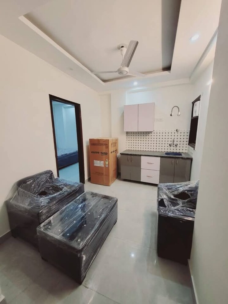 Living Room, igi airport area 2 Bedroom 700 Sq.Ft. Builder Floor In Igi Airport Area Delhi 8762076