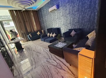 Master Bedroom in 4 BHK Builder Floor at Greater Kailash I – for Rent
