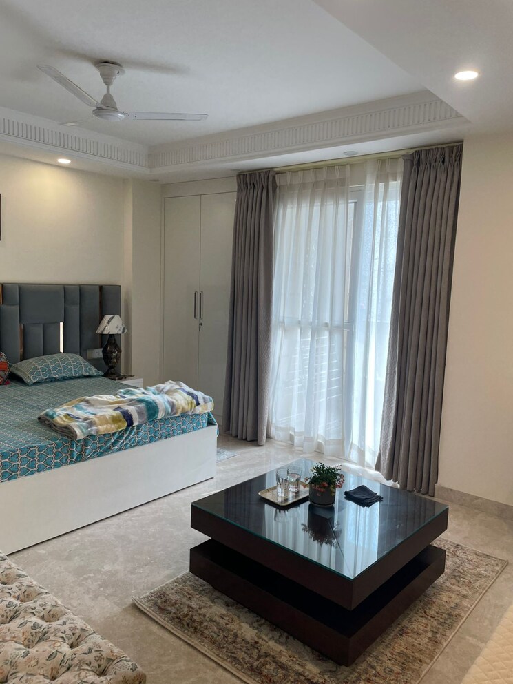 Bedroom, jasola 4 Bedroom 300 Sq.Yd. Builder Floor In Jasola Delhi 8762093