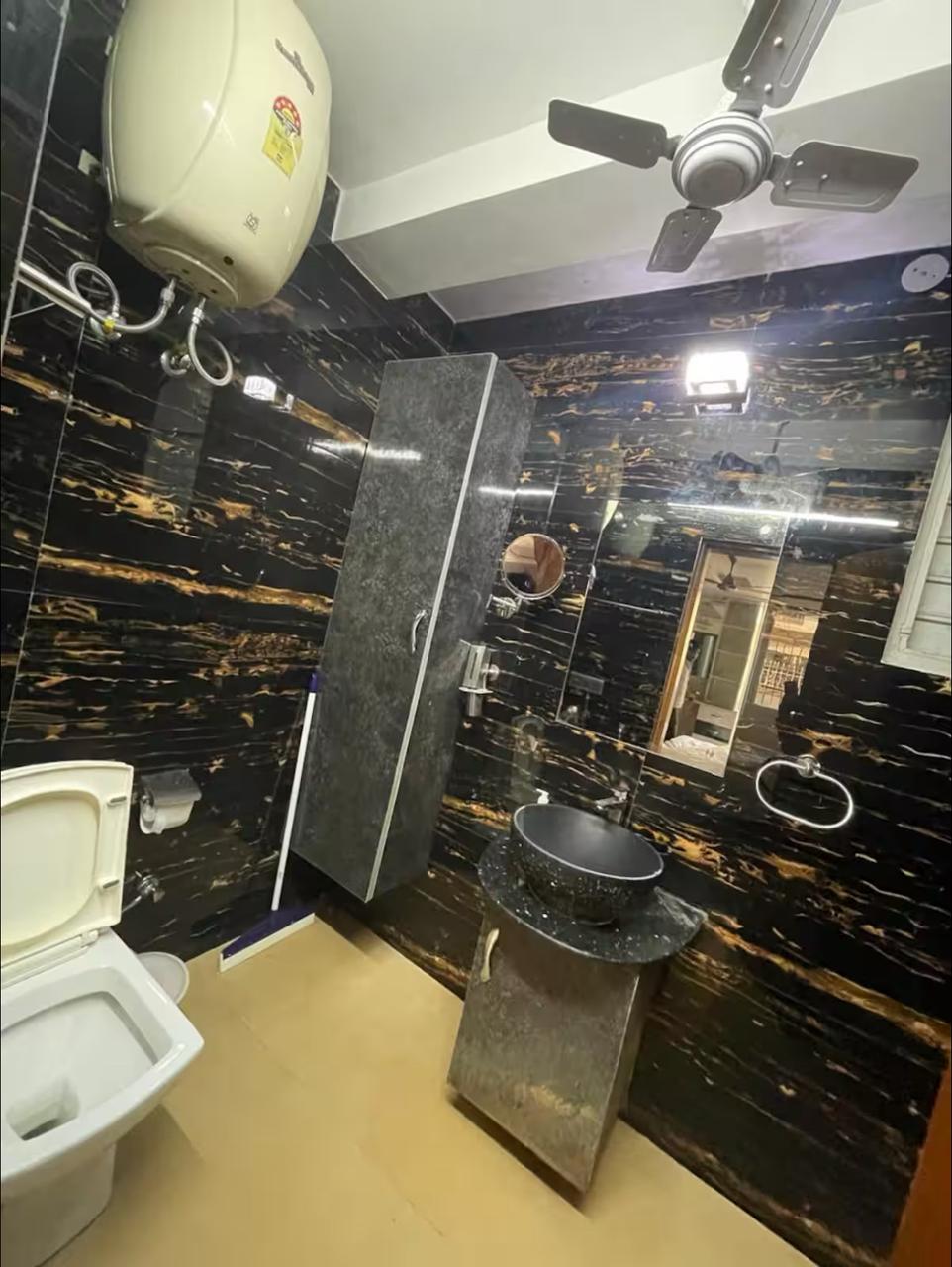 4 BHK Builder Floor For Rent in Greater Kailash II