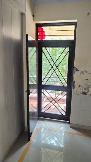  2 BHK Apartment at Khandari Road – for Sale