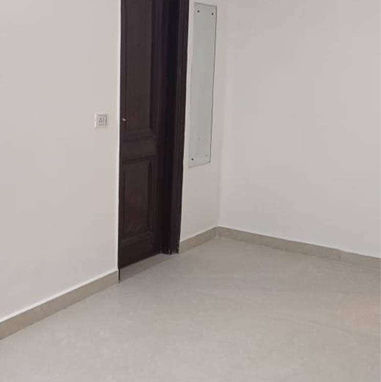 Room, greater kailash i 4 Bedroom 2400 Sq.Ft. Builder Floor In Greater Kailash I Delhi 8762117