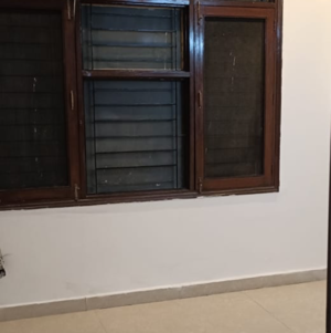 Room in 4 BHK Builder Floor at Greater Kailash I – for Sale