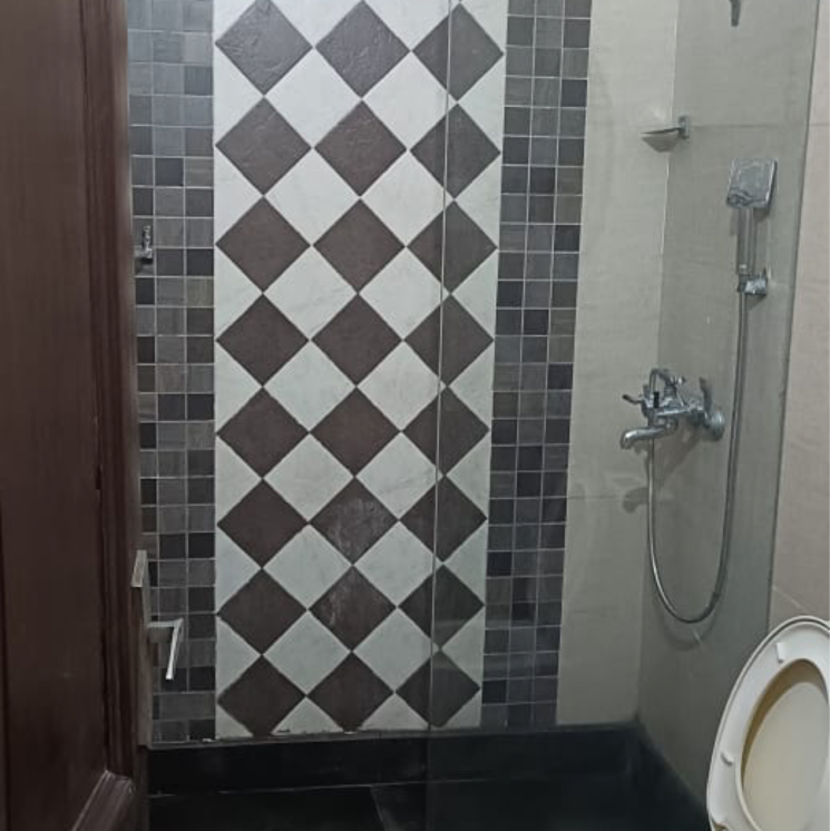 Bathroom, greater kailash i 4 Bedroom 2400 Sq.Ft. Builder Floor In Greater Kailash I Delhi 8762117