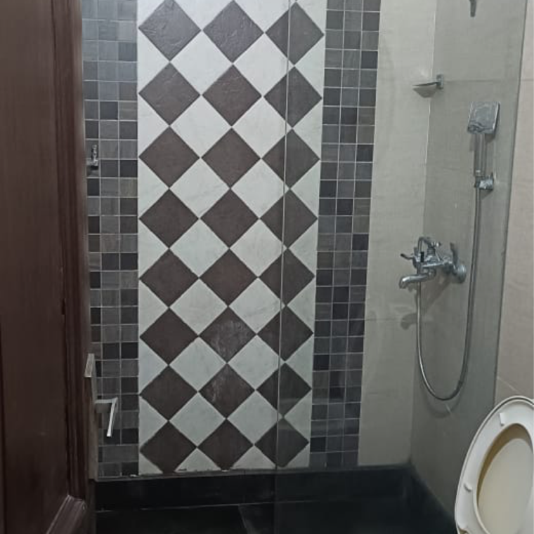 Bathroom, greater kailash i 4 Bedroom 2400 Sq.Ft. Builder Floor In Greater Kailash I Delhi 8762117
