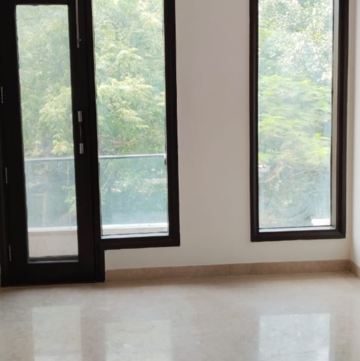 Room in 3 BHK Builder Floor at Shivalik Colony – for Rent