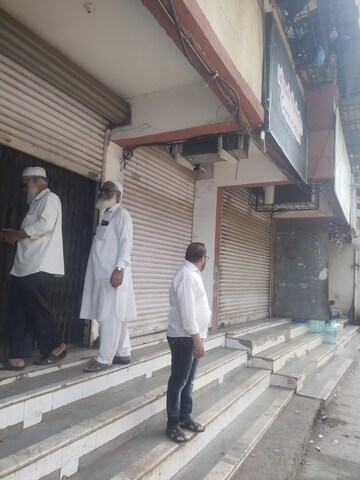  Shop For Rent in Kurla East