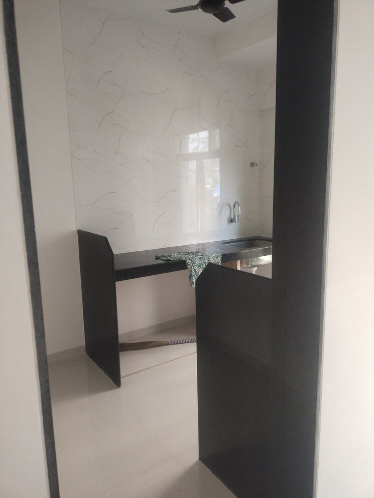 Bathroom, drushti-sapphire 1.5 Bedroom 518 Sq.Ft. Apartment In Ghatkopar East Mumbai 8762146