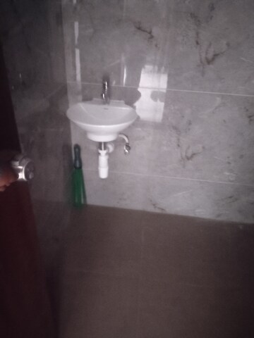 Bathroom in 1.5 BHK Apartment at Drushti Sapphire, Ghatkopar East – for Rent