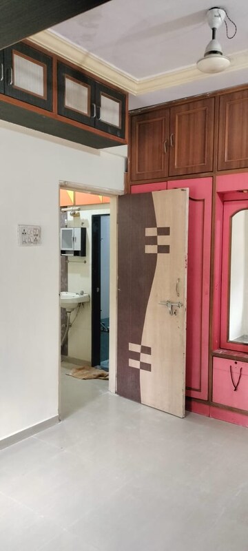 Building Lobby in 1 BHK Apartment at Shiv Darshan Complex Kalyan, Kalyan West – for Rent