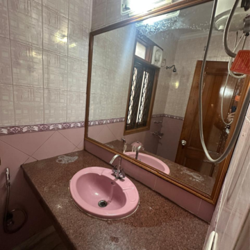 Bathroom in 3 BHK Builder Floor at Greater Kailash I – for Rent