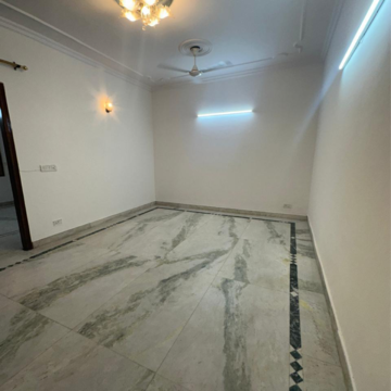 Room in 3 BHK Builder Floor at Greater Kailash I – for Rent