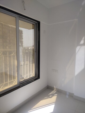 Room in 1 BHK Apartment at Sayba Annex, Kurla East – for Rent