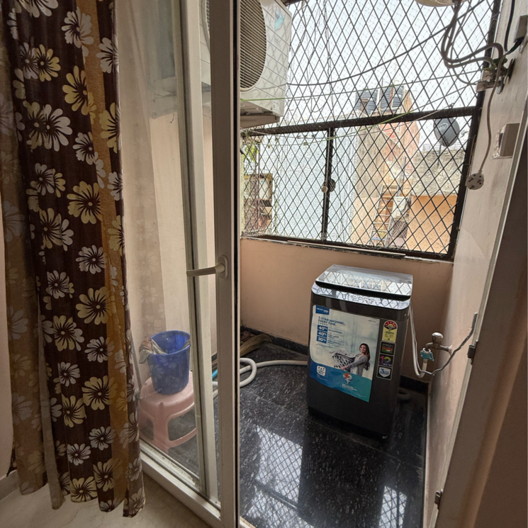 Balcony, lajpat nagar i 2 Bedroom 1000 Sq.Ft. Builder Floor In Lajpat Nagar I Delhi 8762155