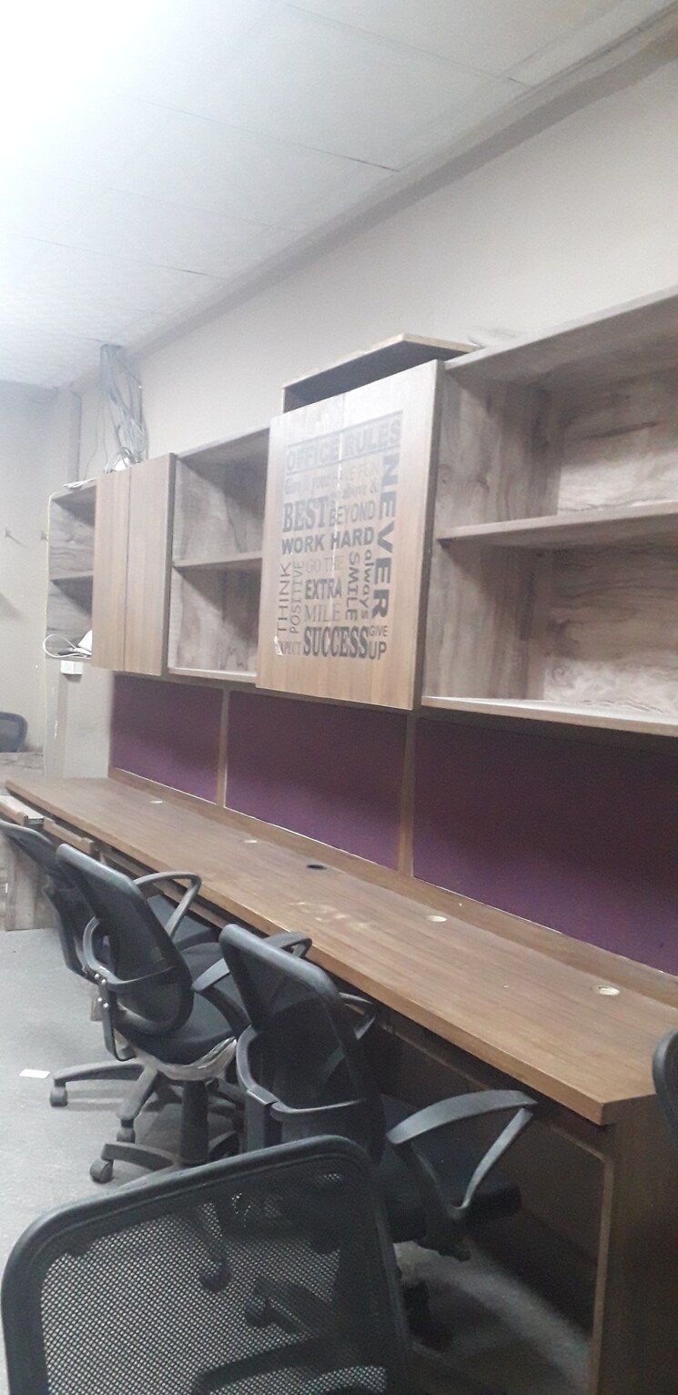 Kitchen, netaji subhash place Commercial Office Space 400 Sq.Ft. In Netaji Subhash Place Delhi 8762159