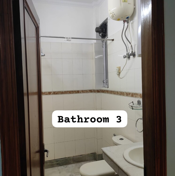 Bathroom, vikram nagar 3 Bedroom 1550 Sq.Ft. Builder Floor In Vikram Nagar Delhi 8762164