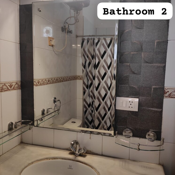 Bathroom, vikram nagar 3 Bedroom 1550 Sq.Ft. Builder Floor In Vikram Nagar Delhi 8762164