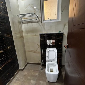 Bathroom in 3 BHK Builder Floor at Lajpat Nagar 4 – for Rent