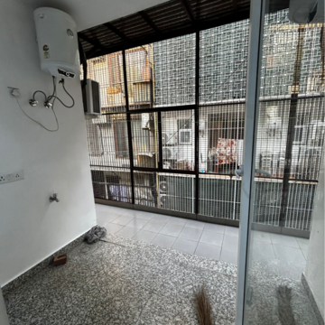 Balcony in 3 BHK Builder Floor at Lajpat Nagar 4 – for Rent
