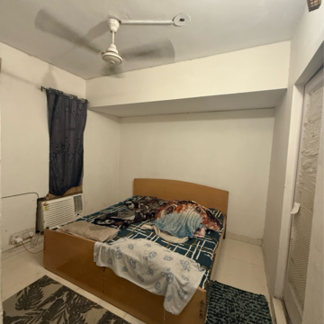 Bedroom in 1.5 BHK Builder Floor at Greater Kailash I – for Rent