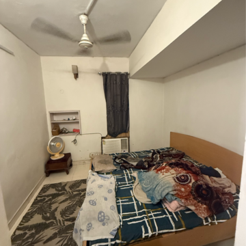 Bedroom in 1.5 BHK Builder Floor at Greater Kailash I – for Rent