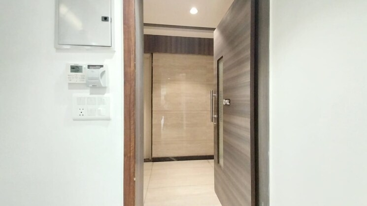 undefined, netaji subhash place Commercial Office Space 750 Sq.Ft. In Netaji Subhash Place Delhi 8759764