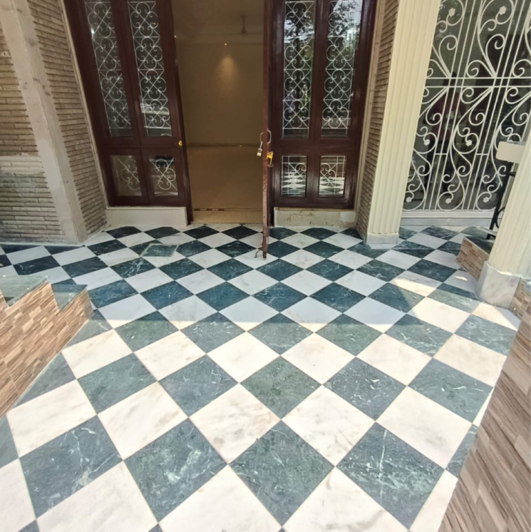 Balcony, sarvapriya vihar 4 Bedroom 2500 Sq.Ft. Builder Floor In Sarvapriya Vihar Delhi 8762199