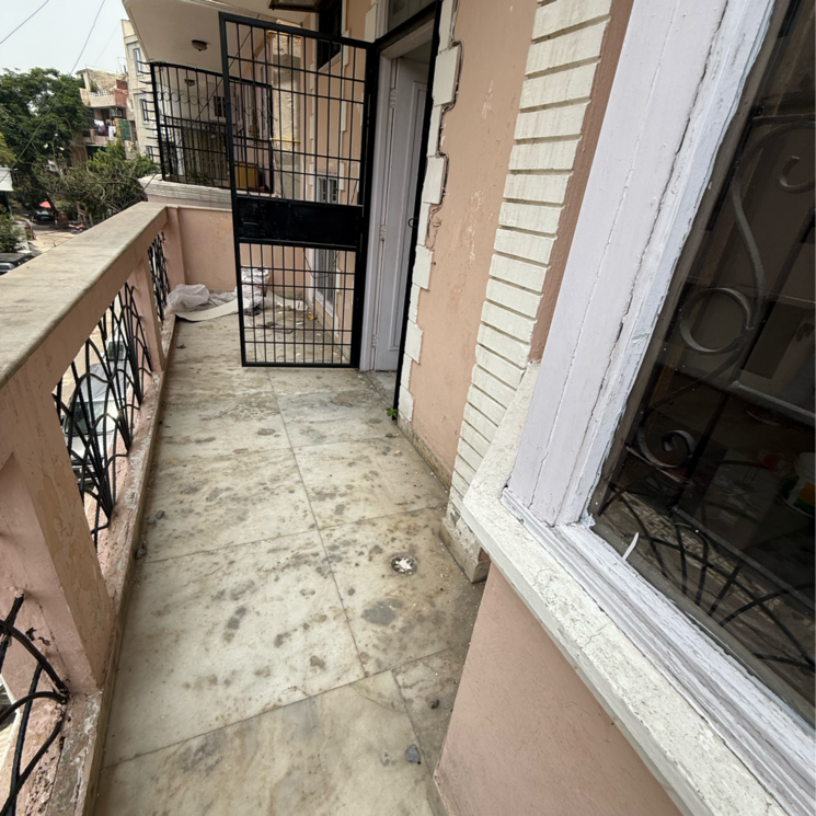 Balcony, chittaranjan park 2 Bedroom 1400 Sq.Ft. Builder Floor In Chittaranjan Park Delhi 8762208