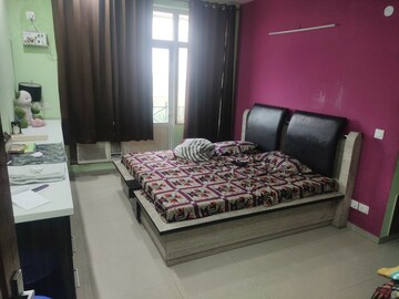 Bedroom in 4 BHK Apartment at Ashiana Upvan, Ahinsa Khand 2 – for Rent