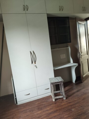 Furnished Amenities in 3 BHK Builder Floor at Palam Vihar Residents Association, Palam Vihar – for Rent