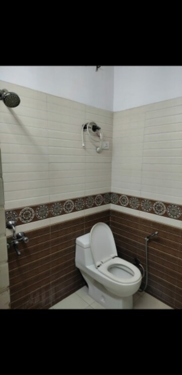 Bathroom in 2 BHK Builder Floor at Kanha Apartments Indirapuram, Shakti Khand 2 – for Rent