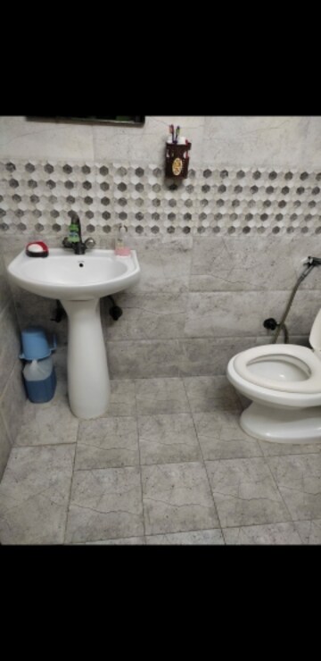 Bathroom in 2 BHK Builder Floor at Kanha Apartments Indirapuram, Shakti Khand 2 – for Rent