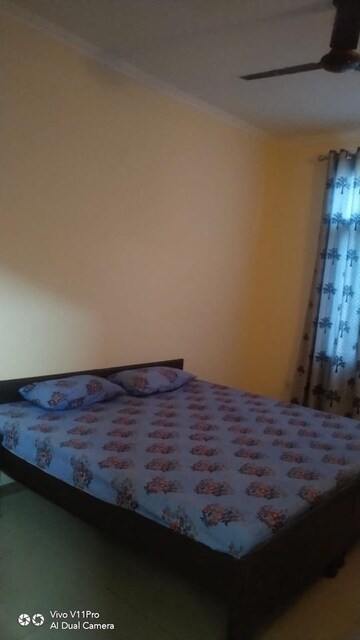 Bedroom in 2 BHK Apartment at Penta Homes, Vip Road – for Rent