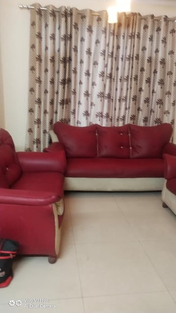 2 BHK Apartment For Rent in Penta Homes, Vip Road