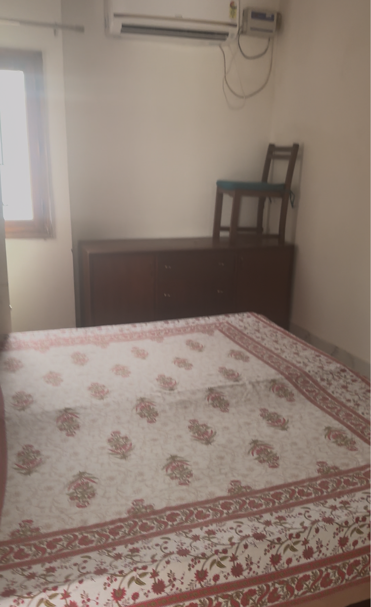 1.5 BHK + Pooja Room Builder Floor For Rent in Kalkaji 