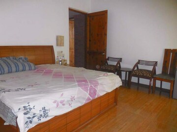 Bedroom in 4 BHK Builder Floor at Panchsheel Park – for Rent