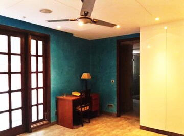 Bedroom in 4 BHK Builder Floor at Panchsheel Park – for Rent