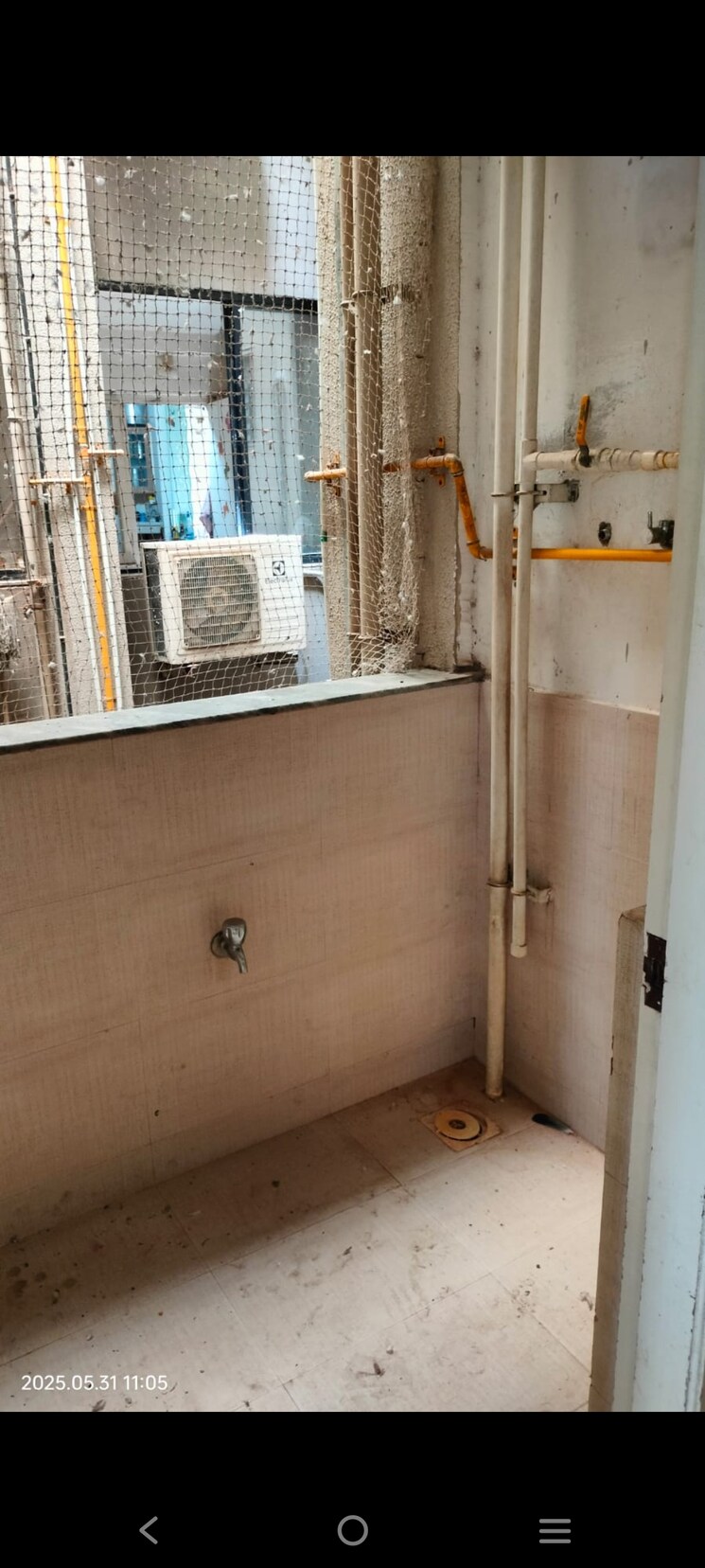 Bathroom, soham-dev-pride 2 Bedroom 1125 Sq.Ft. Apartment In Motera Ahmedabad 8762286