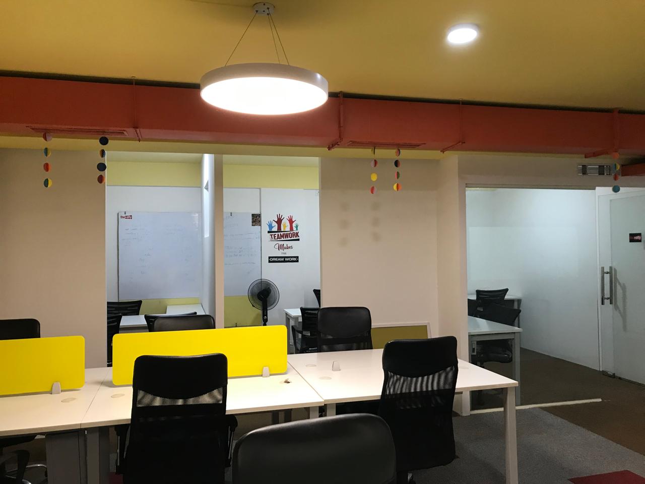 Office Space For Rent in Raheja Chambers Ashok Nagar