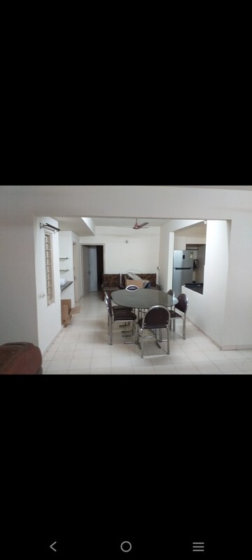Master Bedroom in 4 BHK Apartment at Aashka Aatman, Vastrapur – for Rent