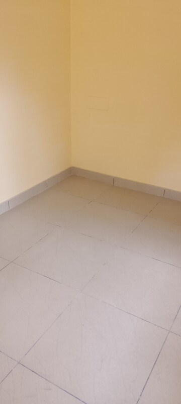 1 RK Builder Floor For Rent in Sector 7