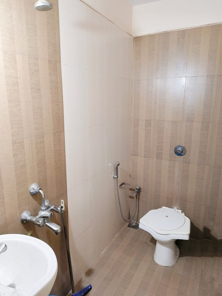 Bathroom, hyde-park-chs 2 Bedroom 700 Sq.Ft. Apartment In Kharghar Navi Mumbai 8762304