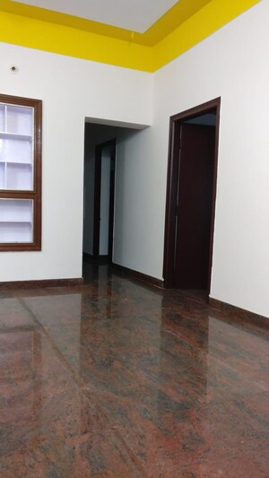 Room in 6 BHK Independent House at Rt Nagar – for Sale