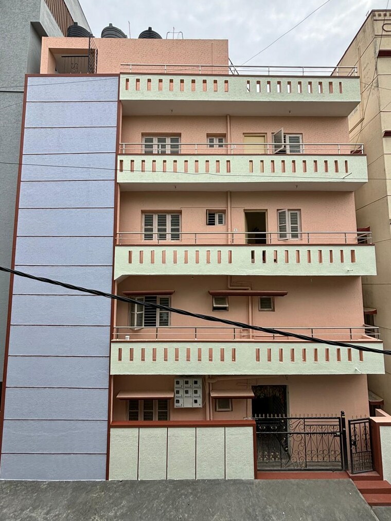 Exterior View, rt nagar 6 Bedroom 4500 Sq.Ft. Independent House In Rt Nagar Bangalore 8762316