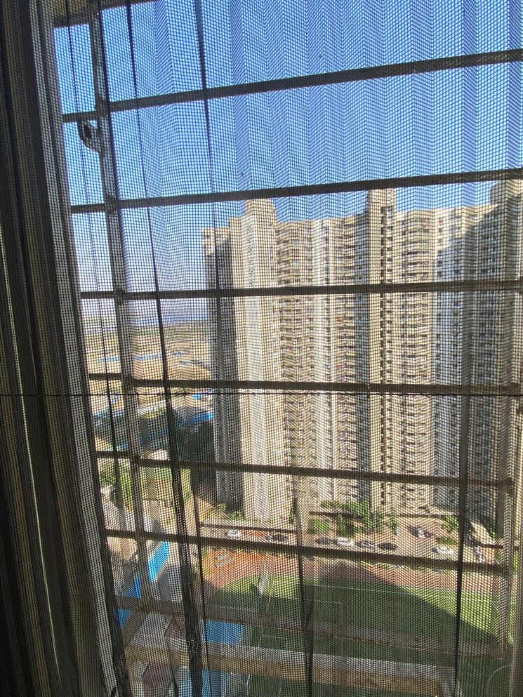 Balcony, lodha-amara 2 Bedroom 750 Sq.Ft. Apartment In Kolshet Road Thane 8762317