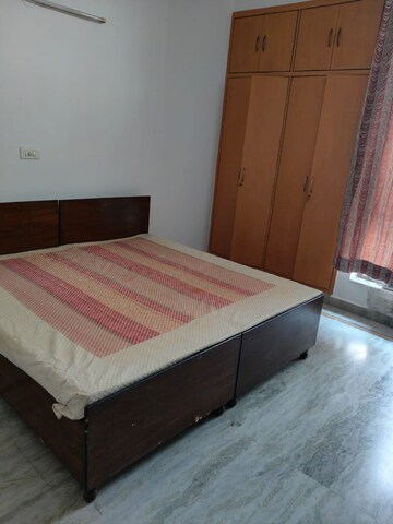4 BHK Apartment For Rent in Prateek Laurel, Sector 120