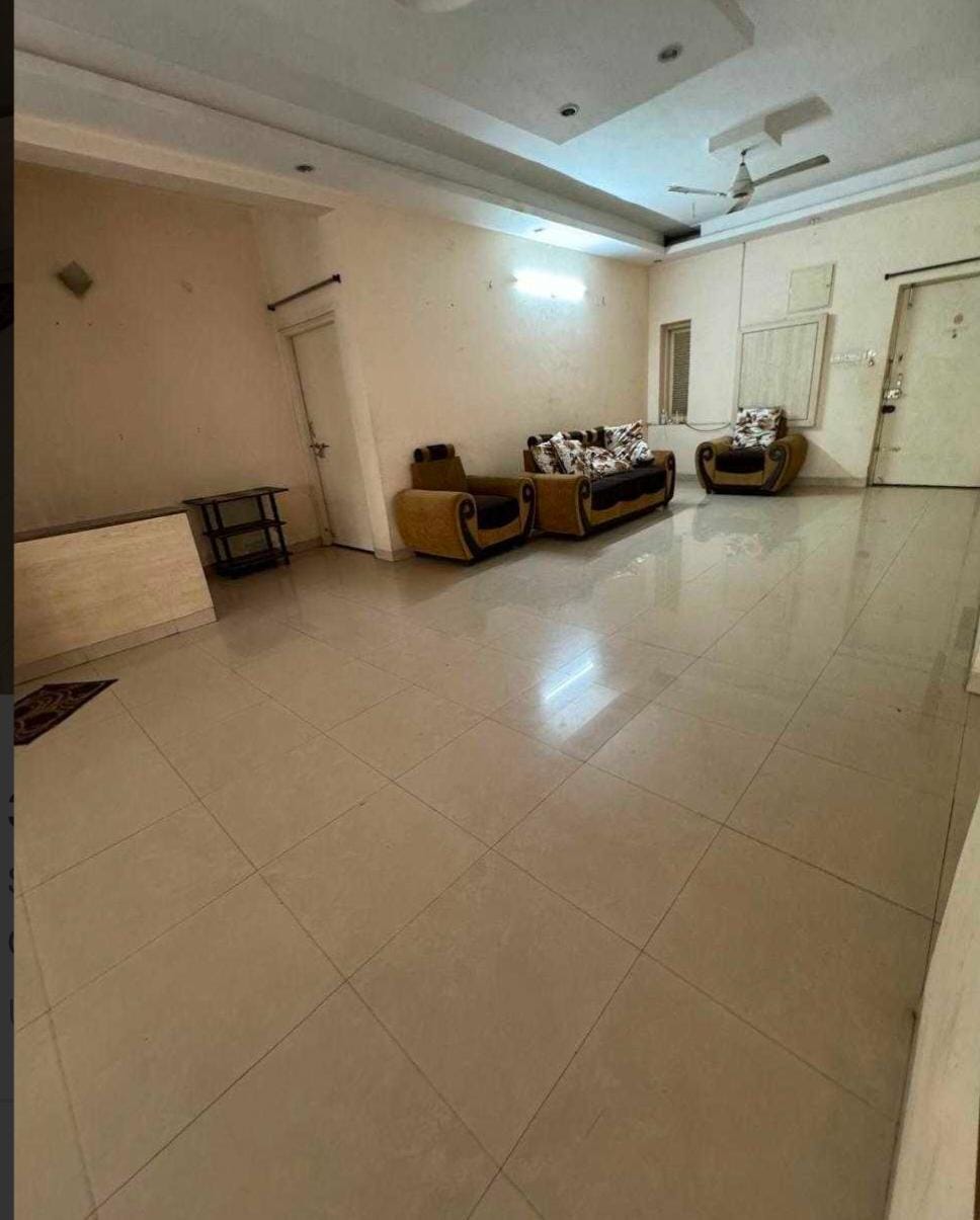 3 BHK + Pooja Room Apartment For Sale in Jains Carlton Creek