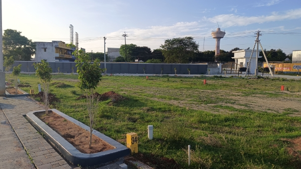 Plot For Sale in Grand City