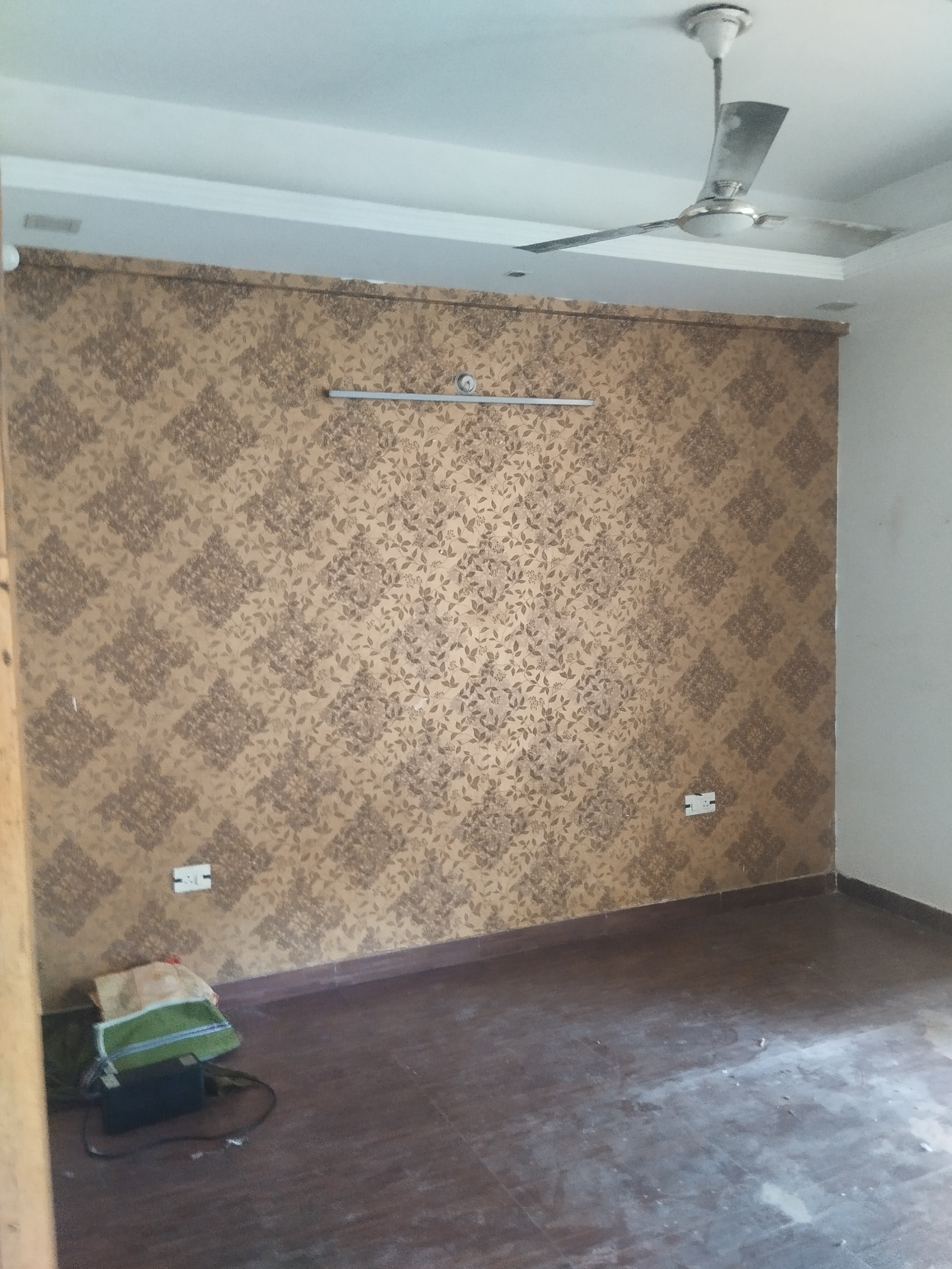 2 BHK + Pooja Room Apartment For Rent in Amna Rolex Estate